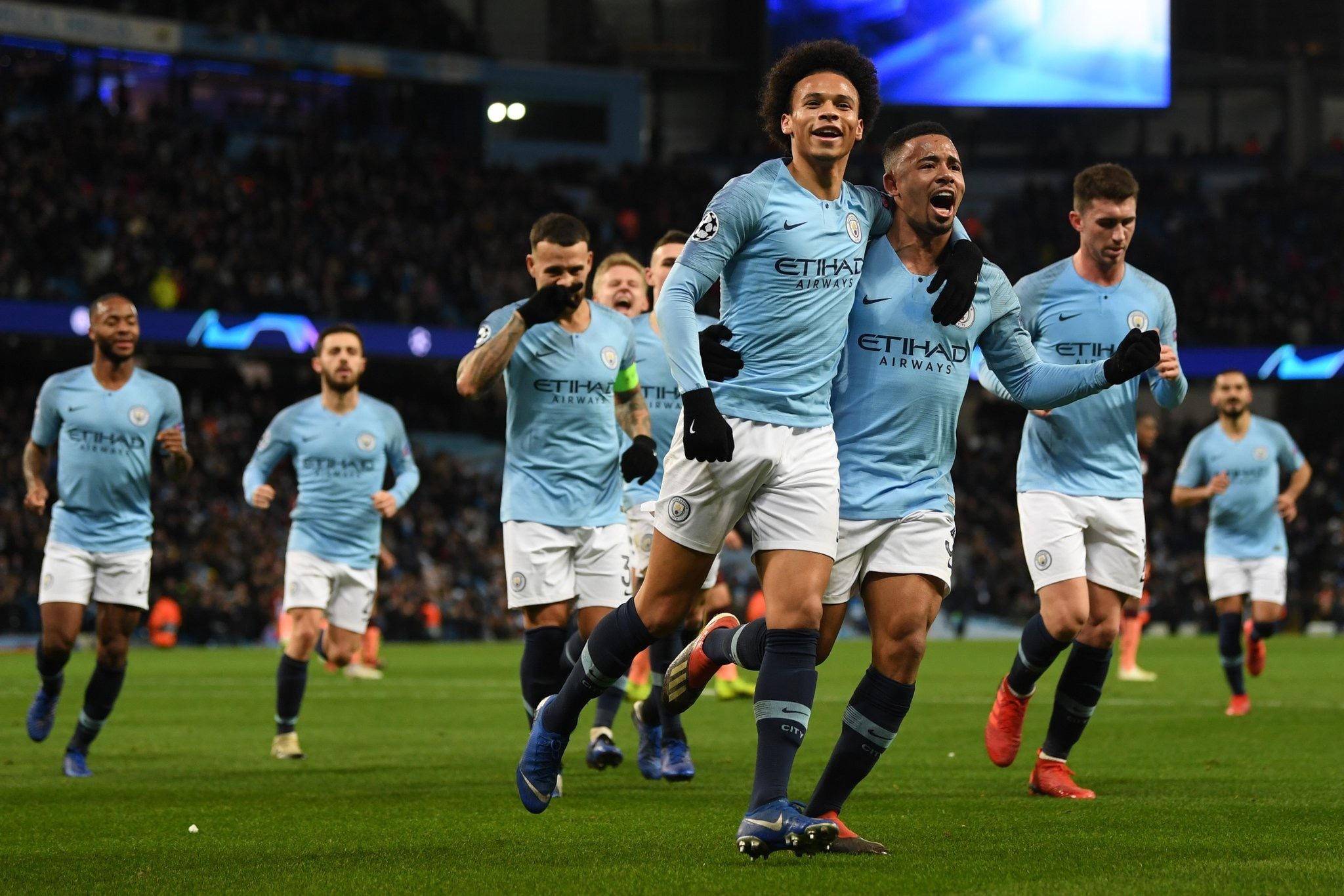 共为球队打 共为球队打